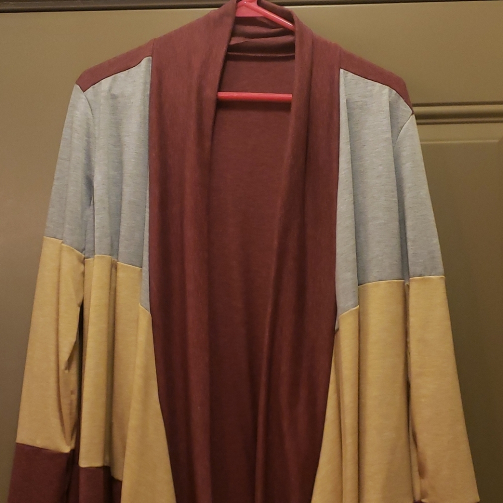 Sweater - Picture 2 of 3